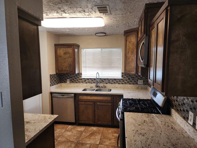 715 Beechbend Drive, Missouri City, TX 77489