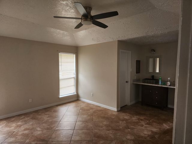 715 Beechbend Drive, Missouri City, TX 77489