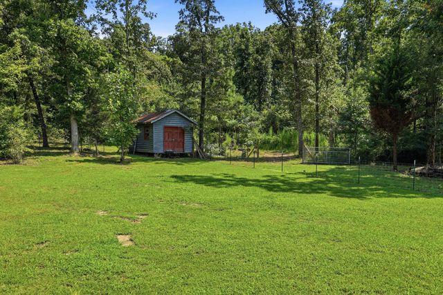 675 S Mcdonald Road SW, Mcdonald, TN 37353