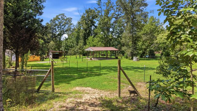 675 S Mcdonald Road SW, Mcdonald, TN 37353