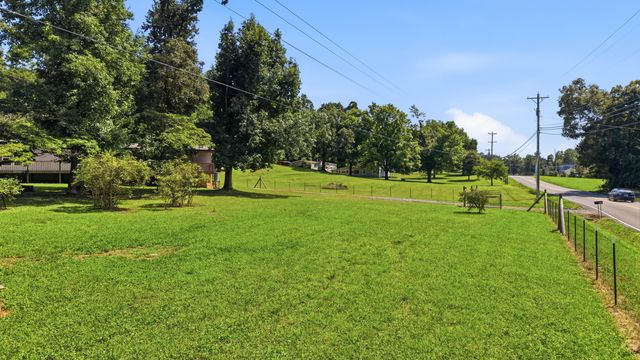 675 S Mcdonald Road SW, Mcdonald, TN 37353