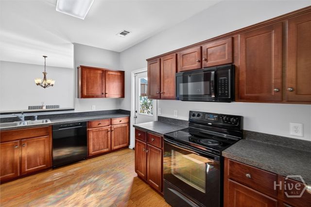 209 Chapel Lake S, Savannah, GA 31419