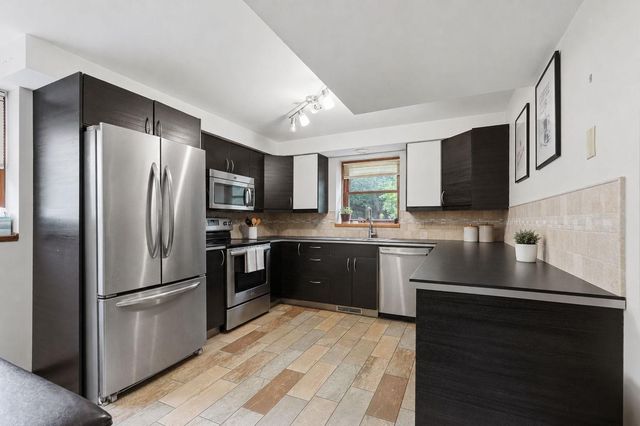 3308 Roosevelt Court NE, Saint Anthony, MN 55418