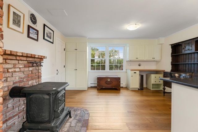 17 Highland Street 1, Rockport, MA 01966