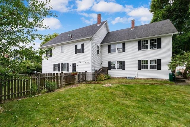 17 Highland Street 1, Rockport, MA 01966