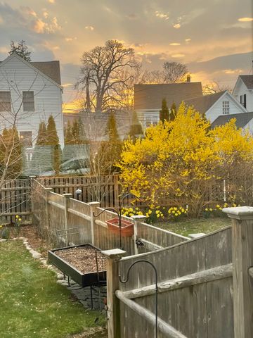 17 Highland Street 1, Rockport, MA 01966