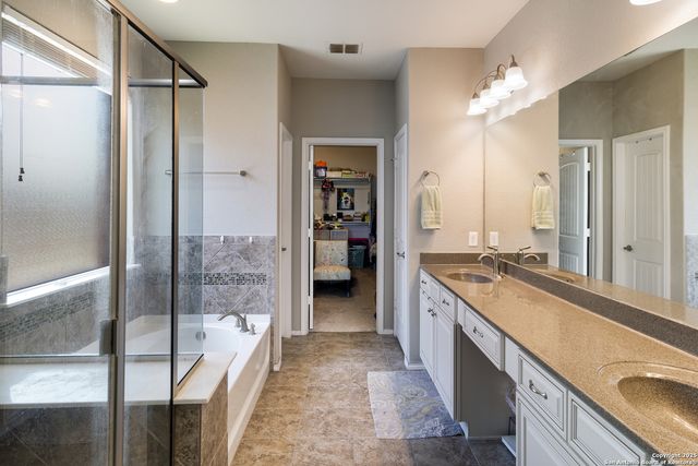 10858 Red Sage, Helotes, TX 78023