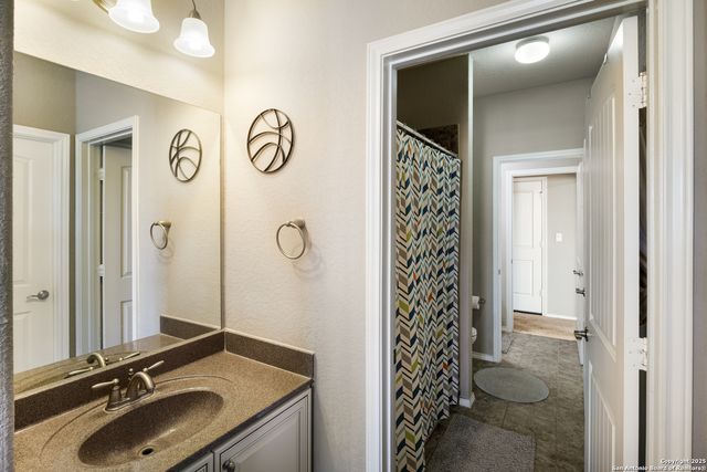 10858 Red Sage, Helotes, TX 78023