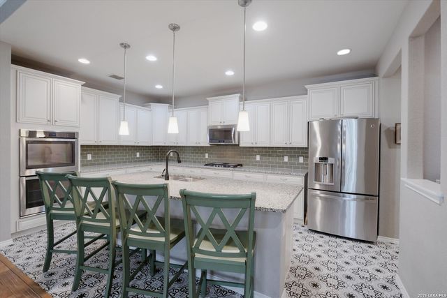 10858 Red Sage, Helotes, TX 78023