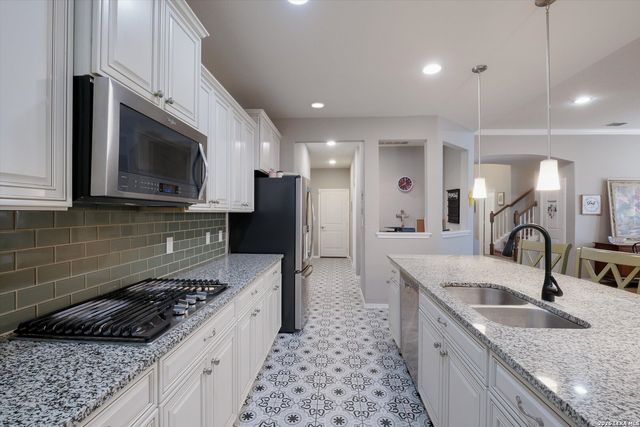 10858 Red Sage, Helotes, TX 78023