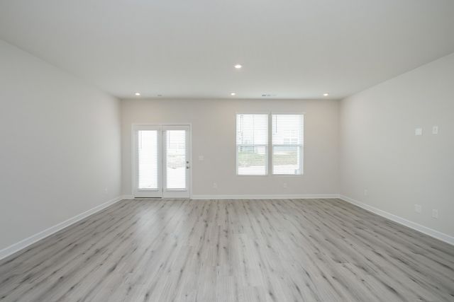 528 Medwyk Dr, Lebanon, TN 37090