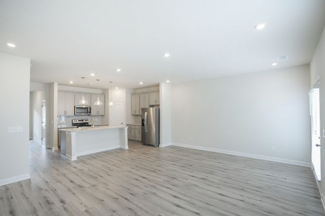 528 Medwyk Dr, Lebanon, TN 37090