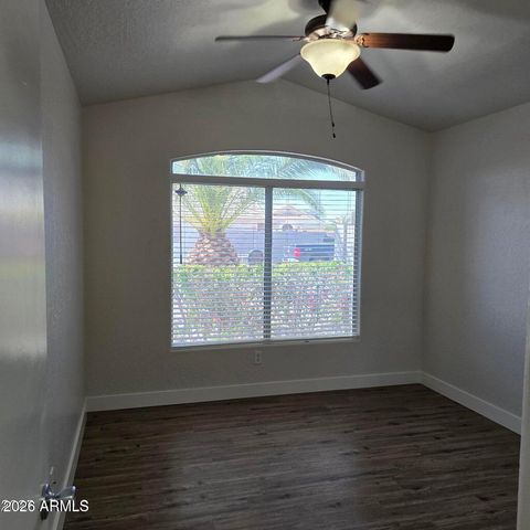 11606 W GRAPEFRUIT Court W, Surprise, AZ 85378