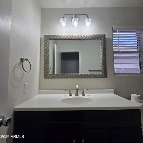 11606 W GRAPEFRUIT Court W, Surprise, AZ 85378