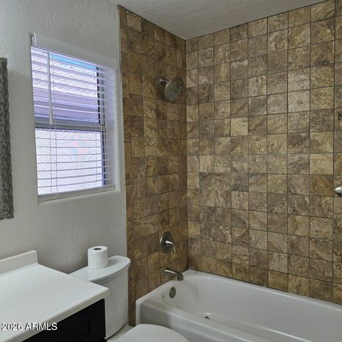 11606 W GRAPEFRUIT Court W, Surprise, AZ 85378
