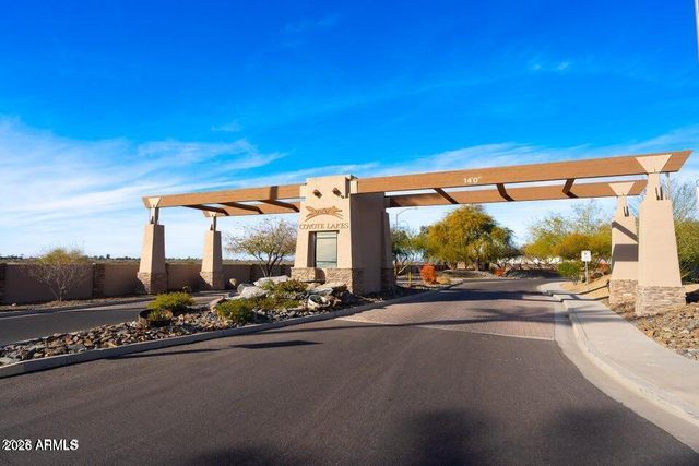 11606 W GRAPEFRUIT Court W, Surprise, AZ 85378