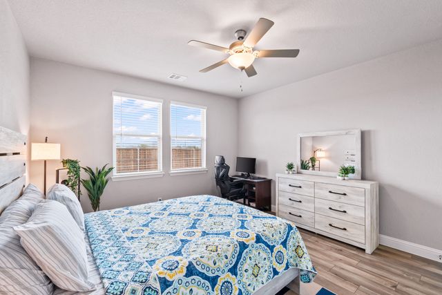 2517 Amistad Lane, Corinth, TX 76210