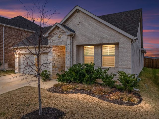 2517 Amistad Lane, Corinth, TX 76210