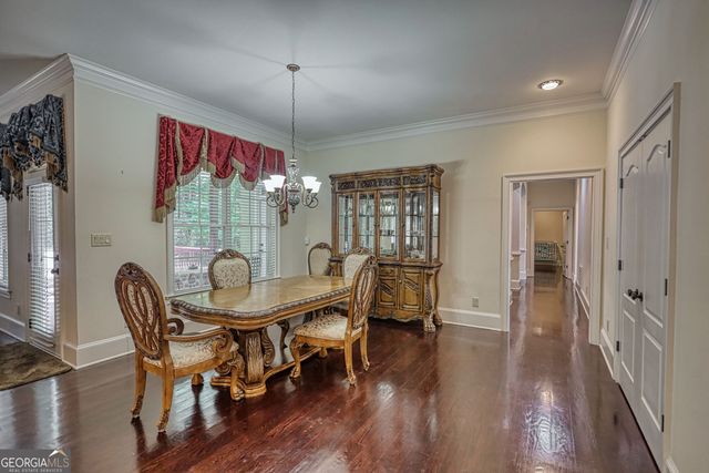 1816 Gateway Drive NE, Loganville, GA 30052
