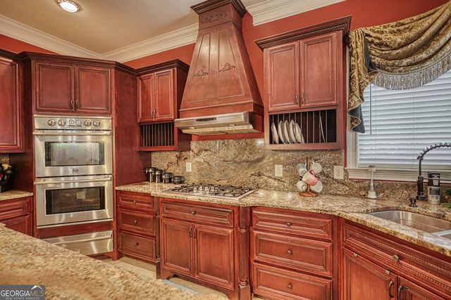 1816 Gateway Drive NE, Loganville, GA 30052
