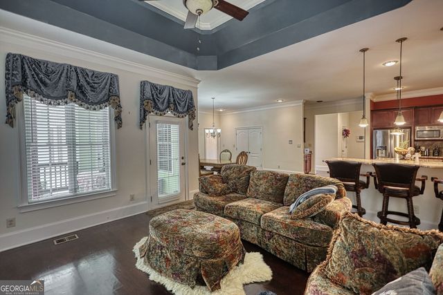 1816 Gateway Drive NE, Loganville, GA 30052