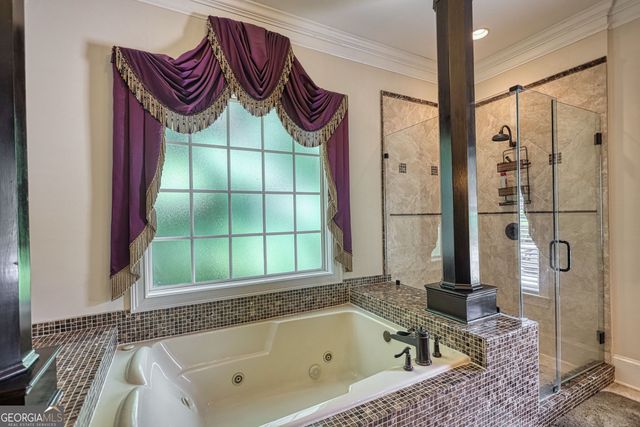 1816 Gateway Drive NE, Loganville, GA 30052