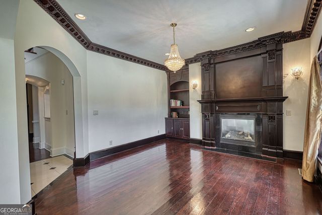 1816 Gateway Drive NE, Loganville, GA 30052