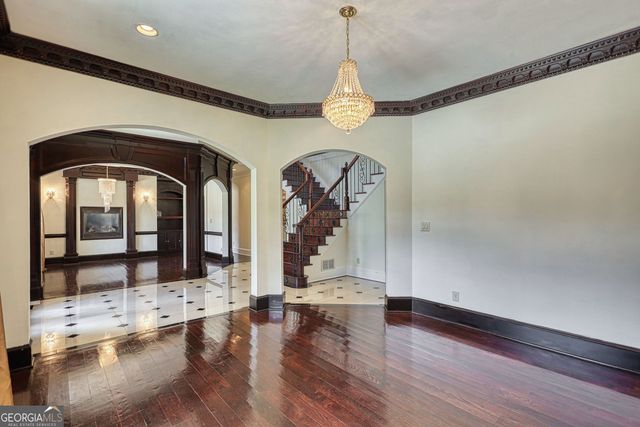 1816 Gateway Drive NE, Loganville, GA 30052
