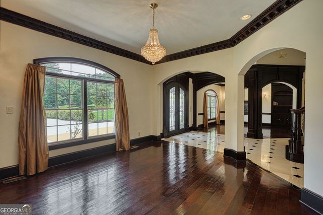 1816 Gateway Drive NE, Loganville, GA 30052