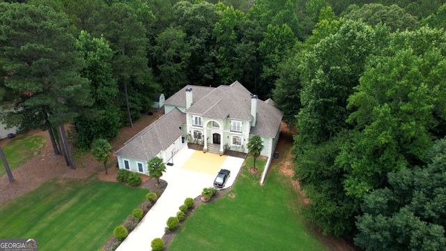 1816 Gateway Drive NE, Loganville, GA 30052