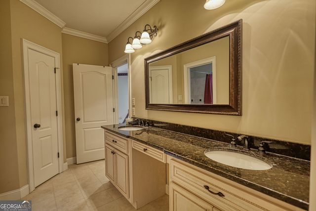 1816 Gateway Drive NE, Loganville, GA 30052