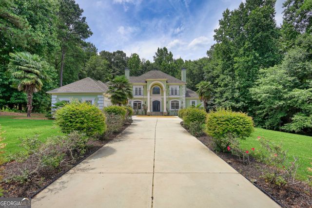 1816 Gateway Drive NE, Loganville, GA 30052