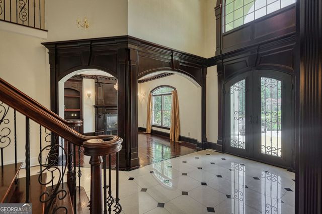 1816 Gateway Drive NE, Loganville, GA 30052
