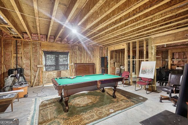 1816 Gateway Drive NE, Loganville, GA 30052
