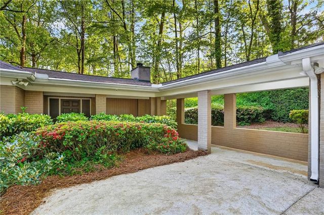 1190 W Wesley Road NW, Atlanta, GA 30327