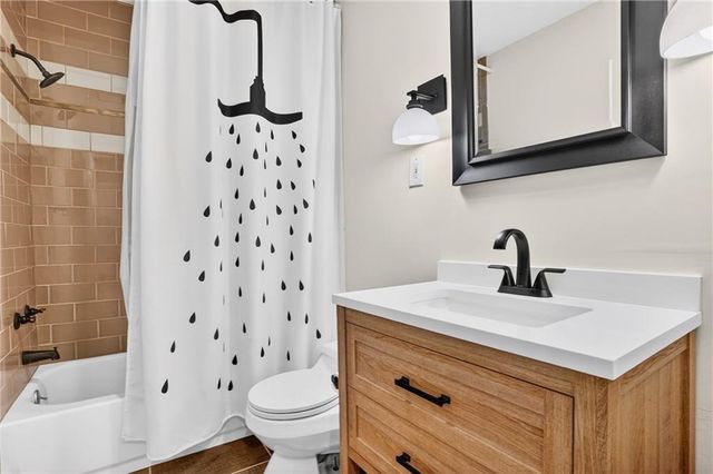 1190 W Wesley Road NW, Atlanta, GA 30327