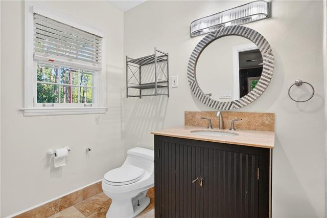 1190 W Wesley Road NW, Atlanta, GA 30327