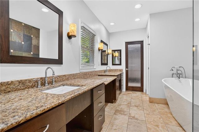 1190 W Wesley Road NW, Atlanta, GA 30327