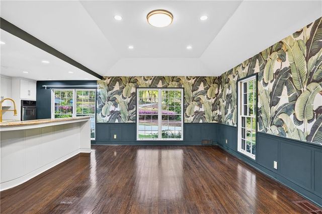 1190 W Wesley Road NW, Atlanta, GA 30327