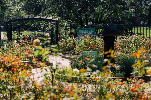 1137 Booth Park Boulevard, Chapel Hill, NC 27514