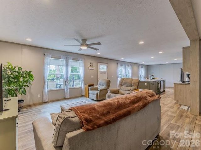 2689 Kite Drive, Lenoir, NC 28645