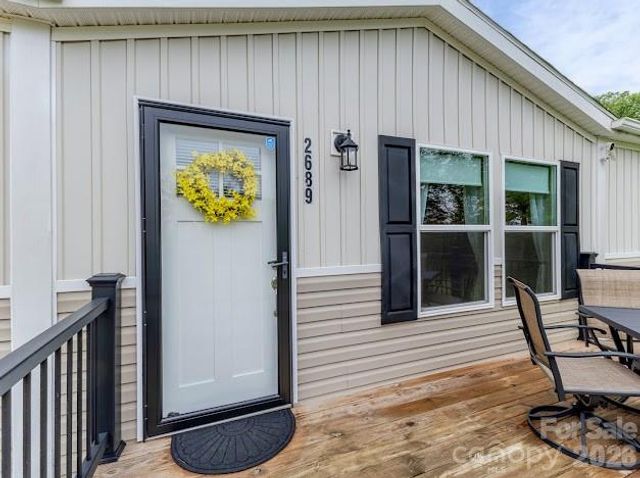 2689 Kite Drive, Lenoir, NC 28645
