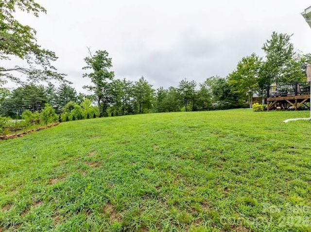 2689 Kite Drive, Lenoir, NC 28645