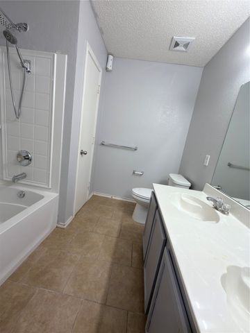 2032 Cap Rock Lane, Grand Prairie, TX 75052