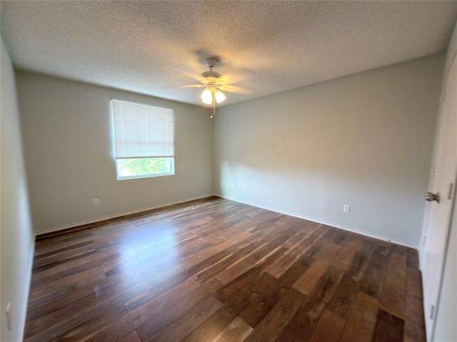 2032 Cap Rock Lane, Grand Prairie, TX 75052