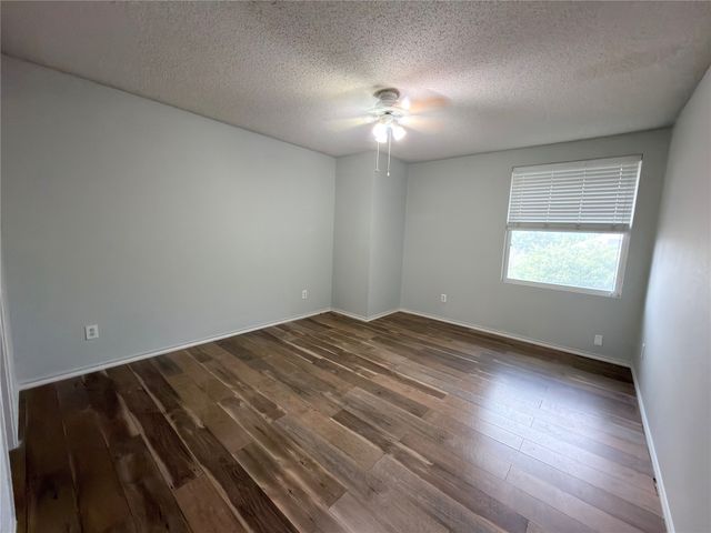 2032 Cap Rock Lane, Grand Prairie, TX 75052