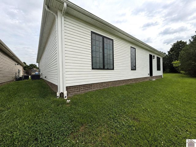 3228 Sandpiper, Paducah, KY 42001
