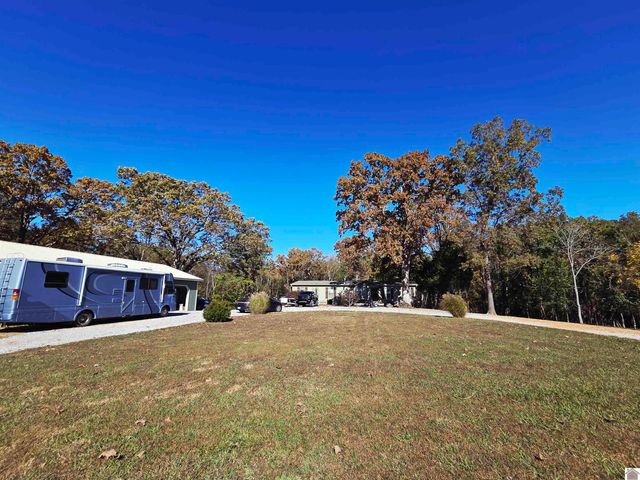 8369 US Hwy 68 E, Benton, KY 42025