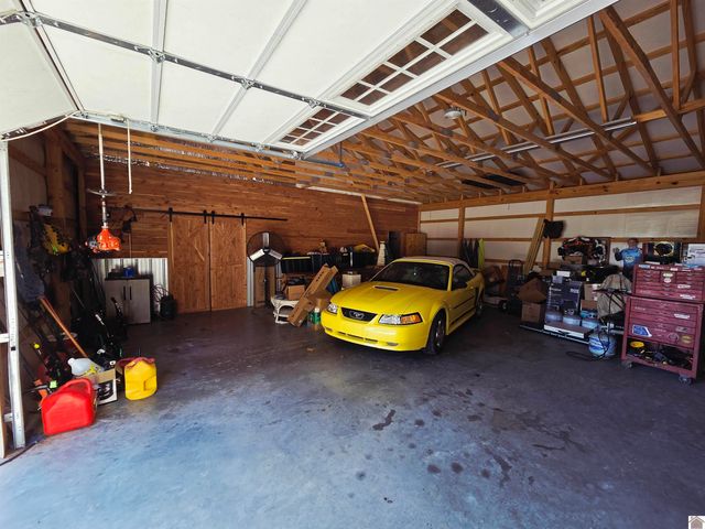 8369 US Hwy 68 E, Benton, KY 42025