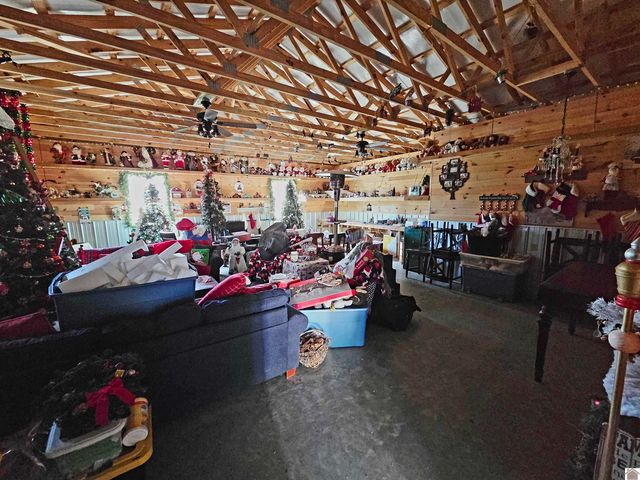 8369 US Hwy 68 E, Benton, KY 42025